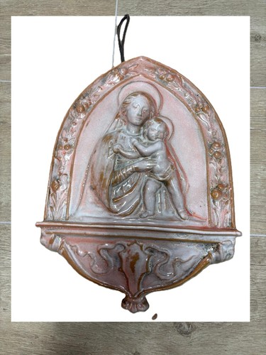 Acquasantiera madonna con - madonna,